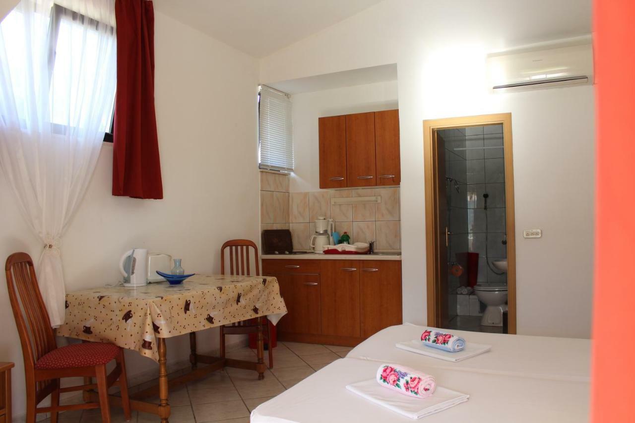 Apartments Sveti Anton 奥瑞比克 外观 照片
