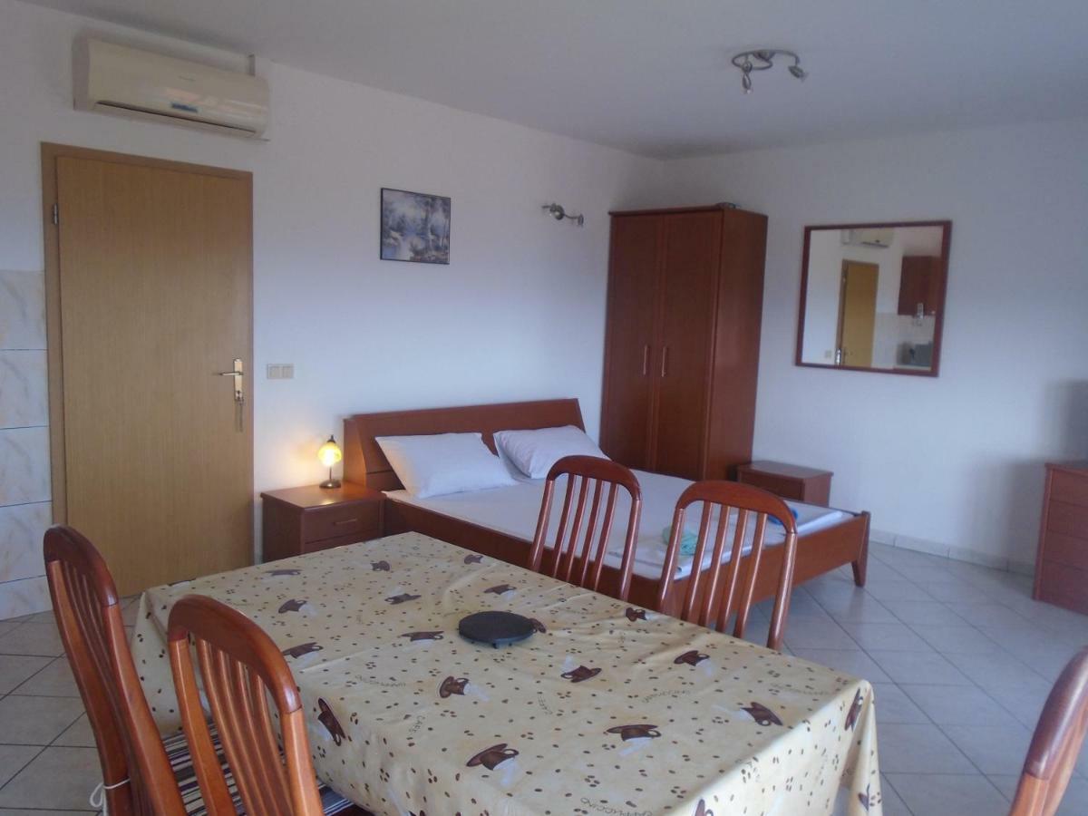 Apartments Sveti Anton 奥瑞比克 外观 照片
