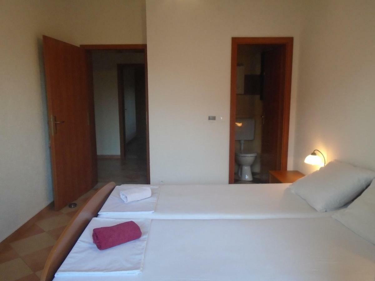 Apartments Sveti Anton 奥瑞比克 外观 照片