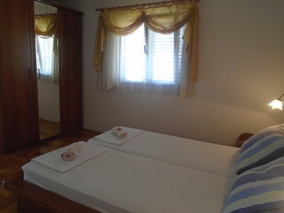 Apartments Sveti Anton 奥瑞比克 外观 照片